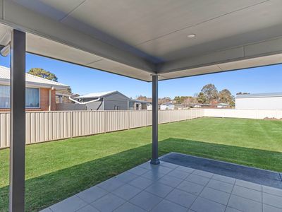 16 North Street, Crookwell