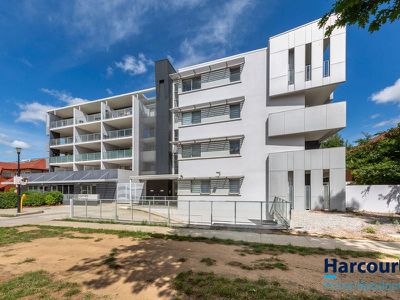 2 / 35 Torrens Street, Braddon