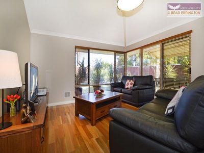 15 Camphora Mews, Helena Valley