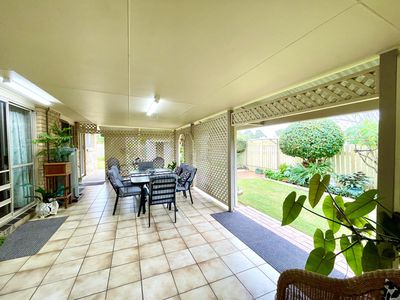 9 Lakeside Court, Torquay
