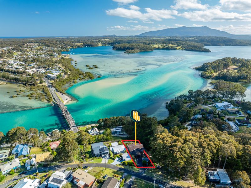 11 Hillcrest Avenue, North Narooma