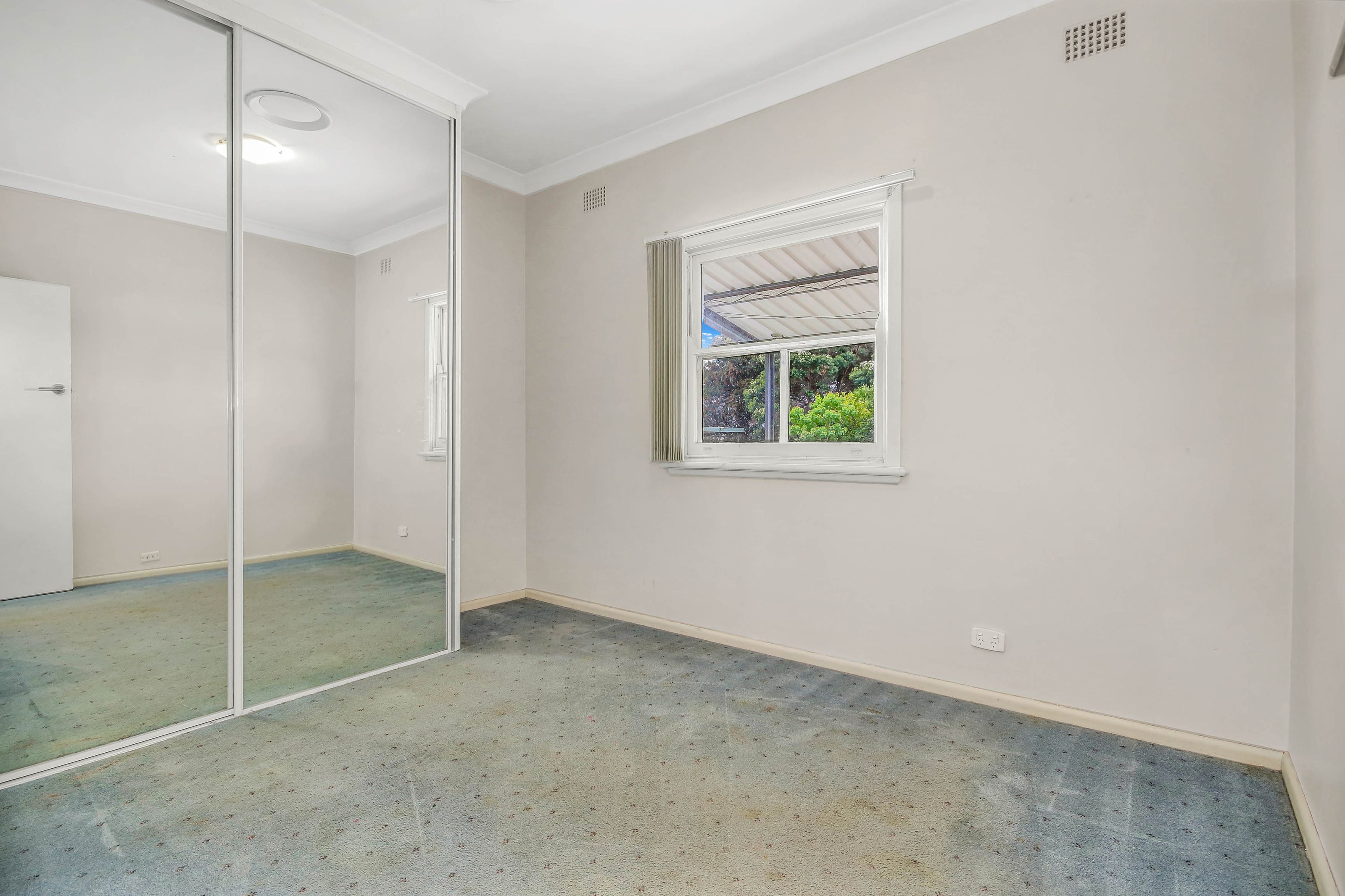 35 Anthony Crescent, KINGSWOOD