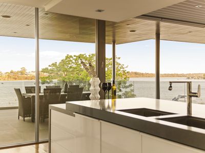 43 The Esplanade, Mount Pleasant