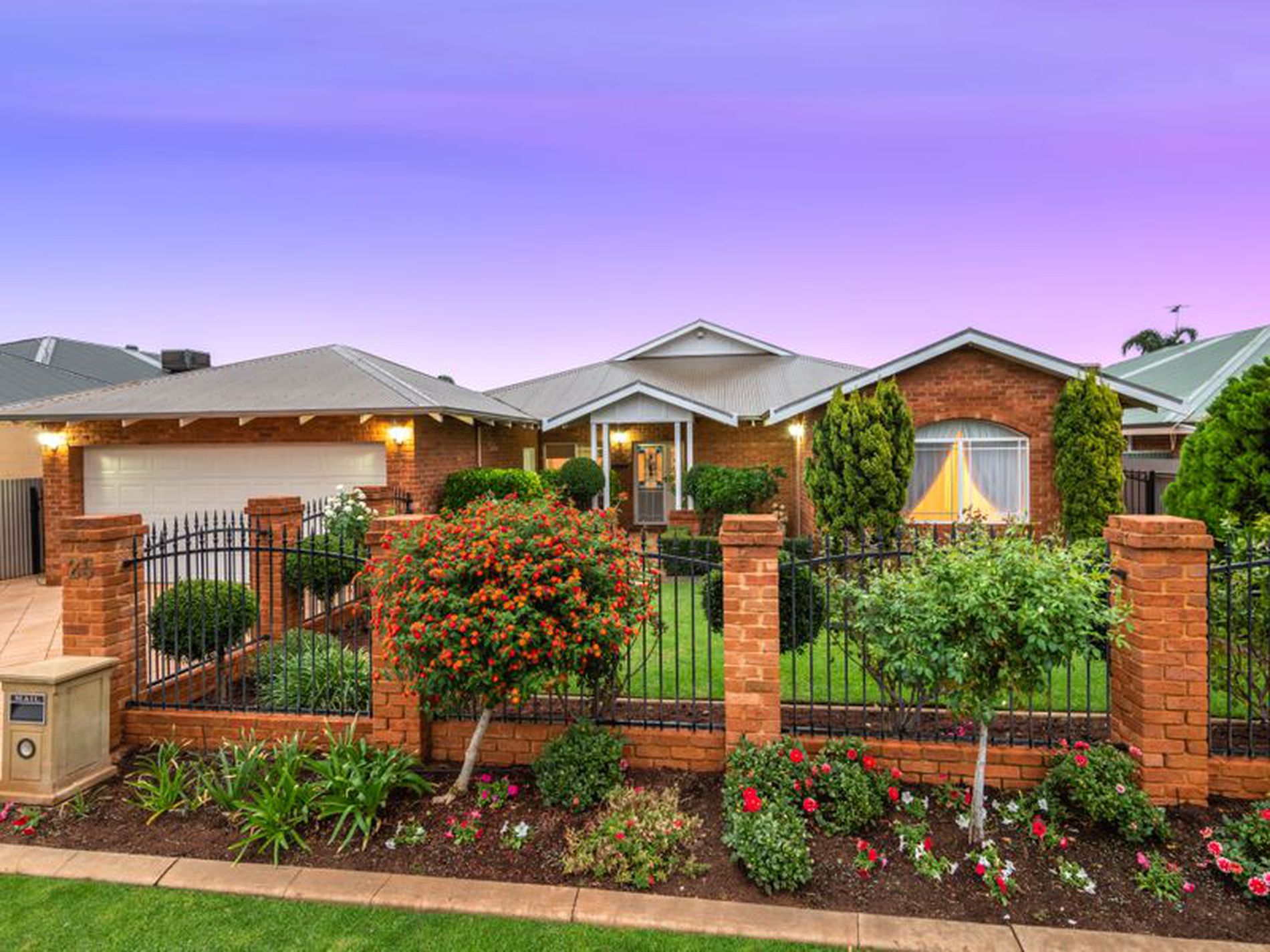 25 Heston Court, Somerville