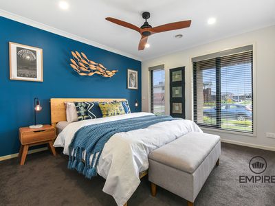 27 Cherokee Parade, Clyde