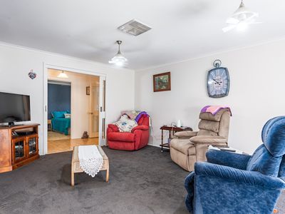 9-11 Clare Avenue, Lockington