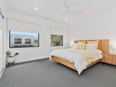 6 Wineglass Walk, Carrum Downs
