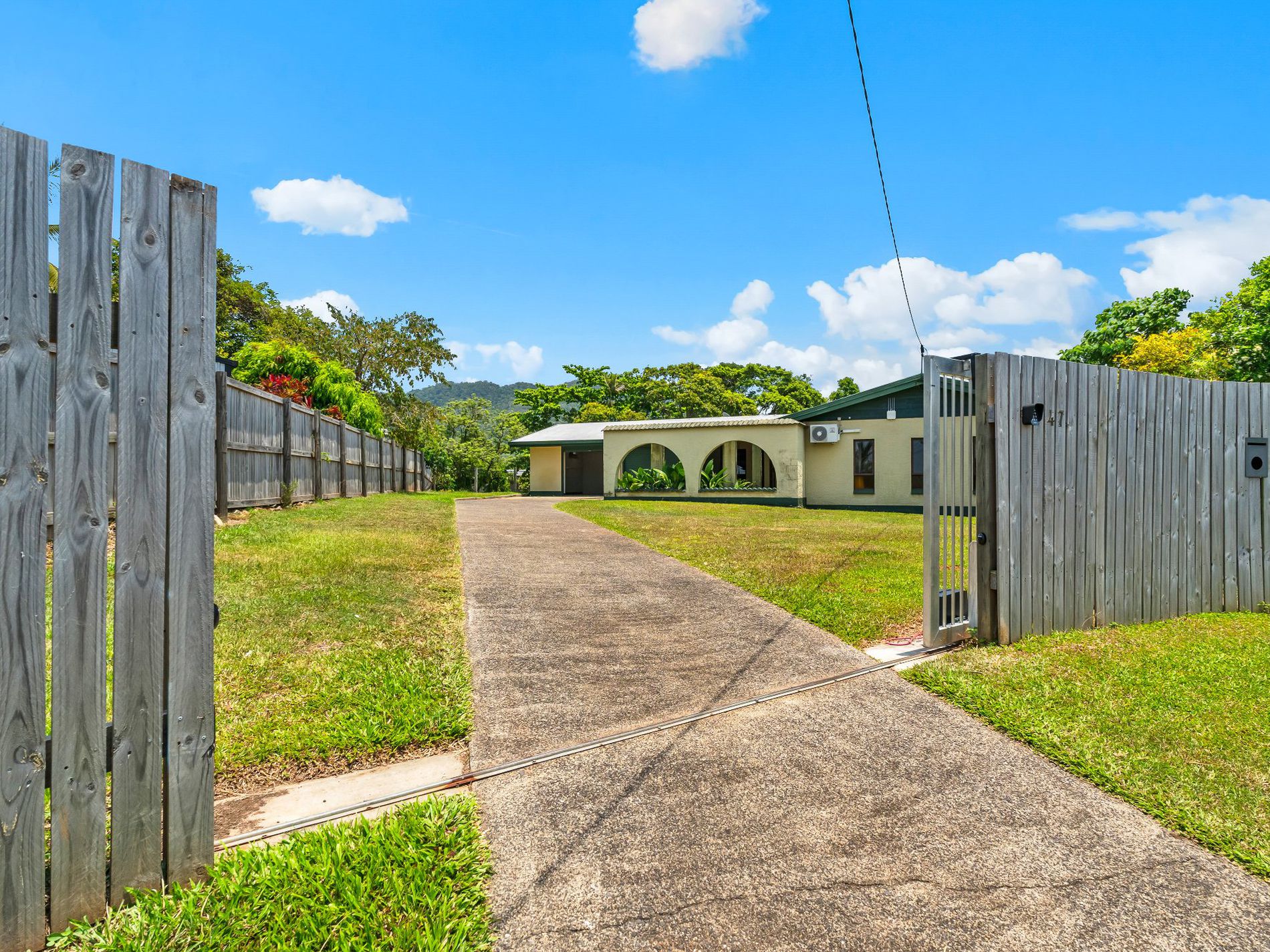 47 Nephrite Street, Woree