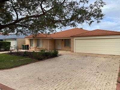 57 Kippilaw Loop, Carramar