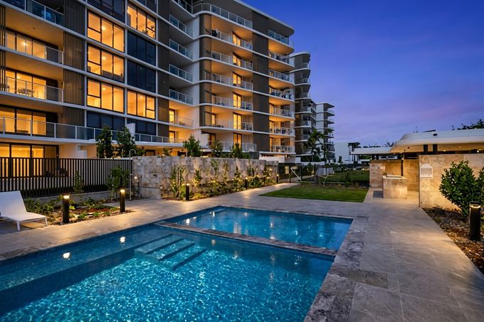 212 / 11 Waterside Retreat, Birtinya