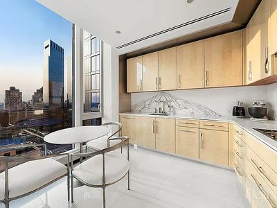217 West 57th Street, New York, NY, International