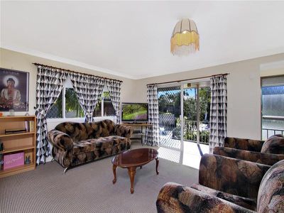 4 Bowen Street, Rochedale South