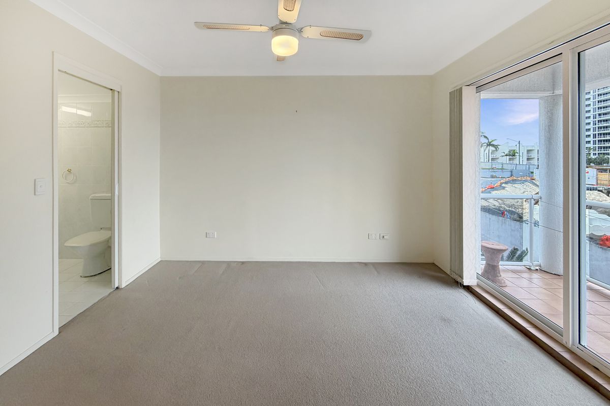 5 / 20 Marine Parade, Coolangatta