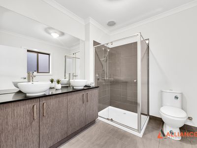 51 Freehold Street, Doreen
