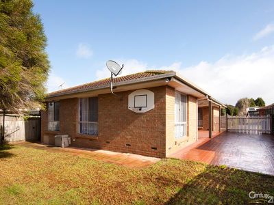 6 Pinnacle Way, Hampton Park