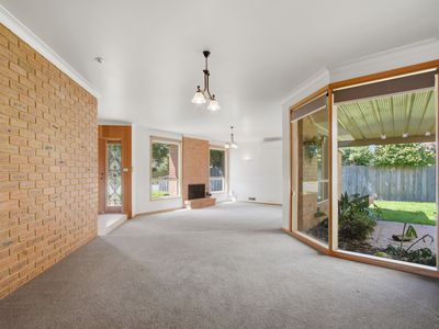 4 Victoria Close, Sale