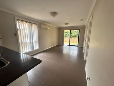 8B Thornett Place, Dubbo