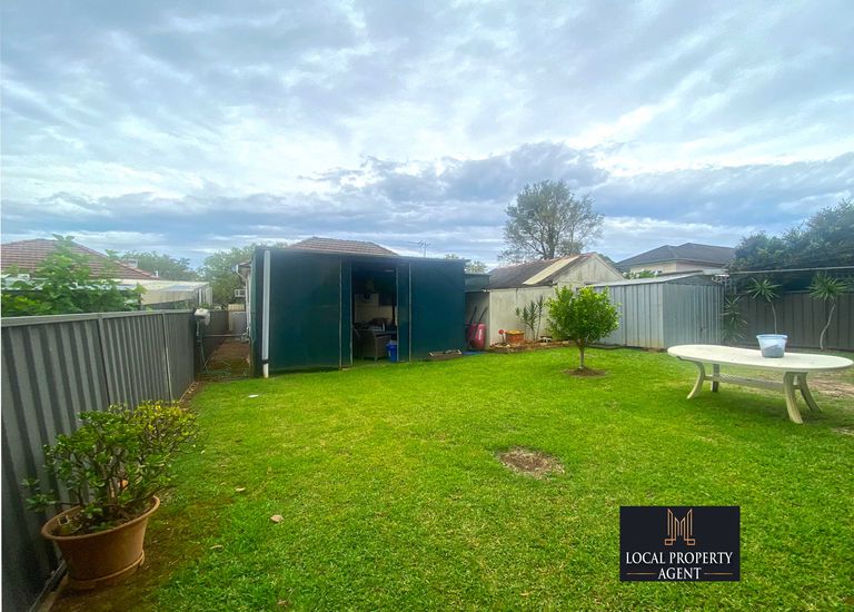 16 Cairo Ave, Padstow