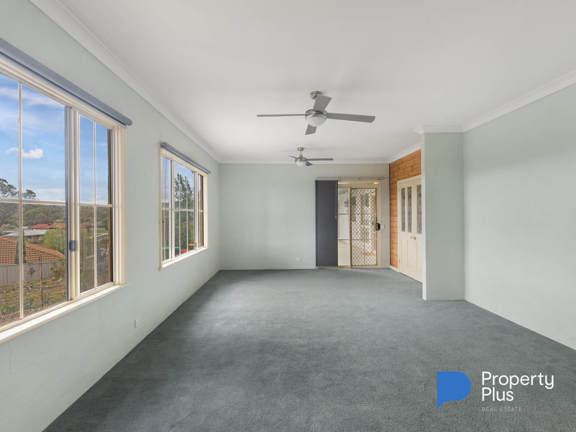 4 Graham Close, Flora Hill