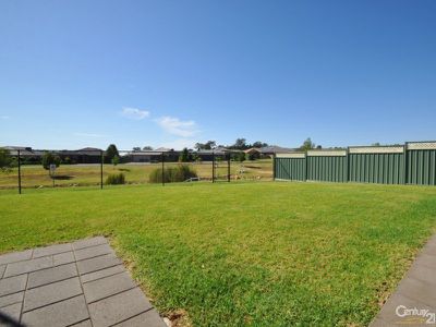 7 Merion Way, Dubbo