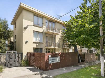 10 / 43 Buckley Street, Moonee Ponds