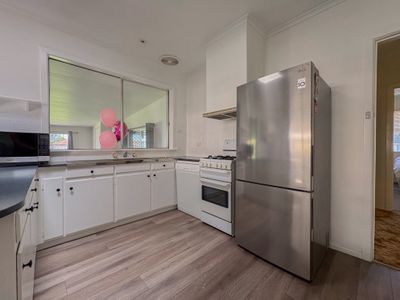 11 Ashton Street, Swan Hill