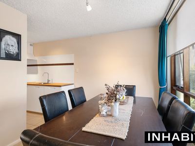 2 / 4 Lawrence Street, Como