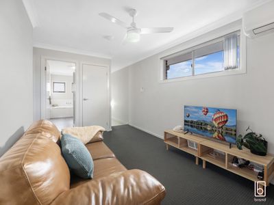 8 Darcey Street, Woongarrah