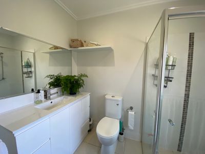 5 Bianca Court, Torquay