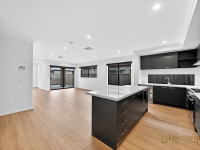 42 Social Street, Tarneit