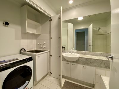 75 / 418 St Kilda Road, Melbourne