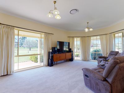 1R Trilby Drive, Dubbo