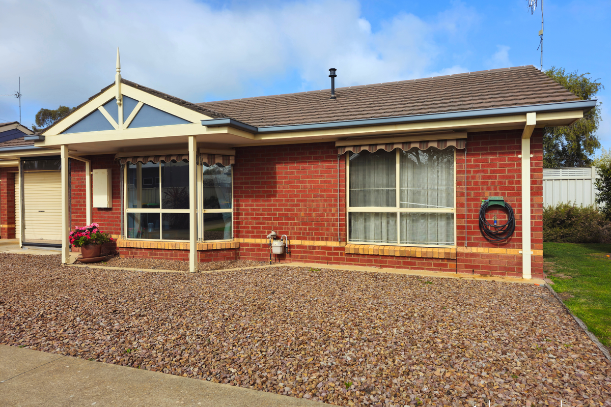 2 / 9 Nihill Street, Tongala