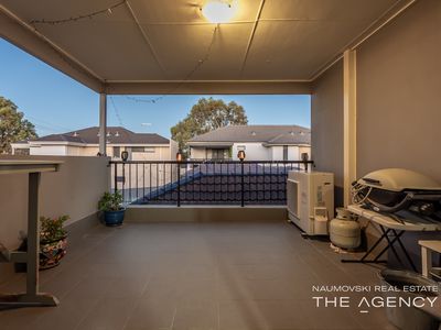 4/120 Ravenswood Drive, Nollamara