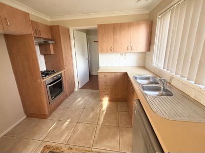 2 / 19 Swansea Place, West Hoxton