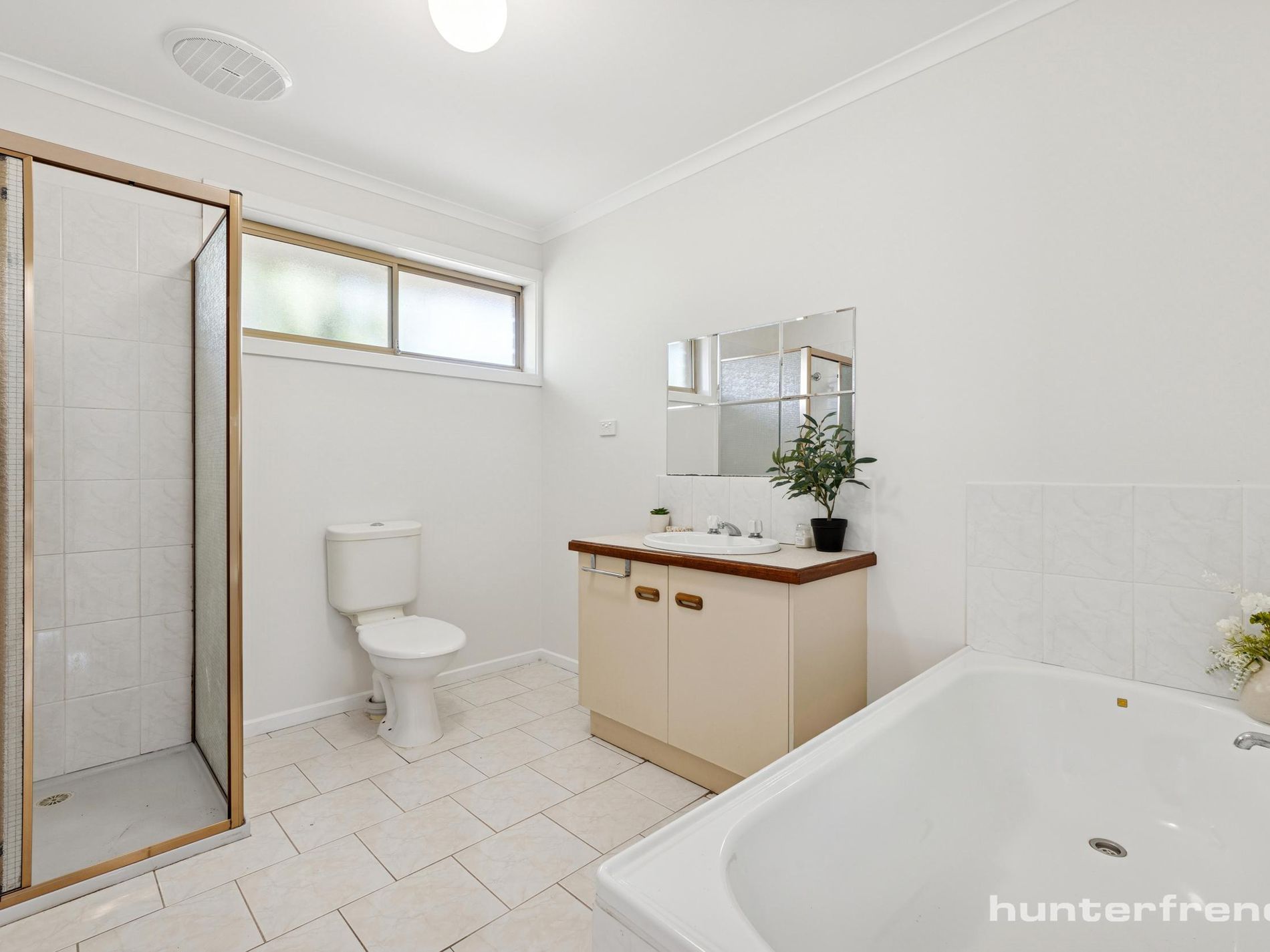 2/69 High Street South, Altona Meadows