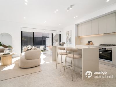 1 / 5 Elouera Crescent, Moorebank