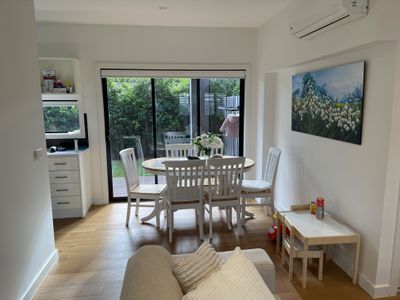 2 / 37 Watt Avenue, Oak Park