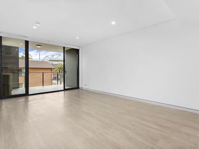 305 / 16 Burelli Street, Wollongong