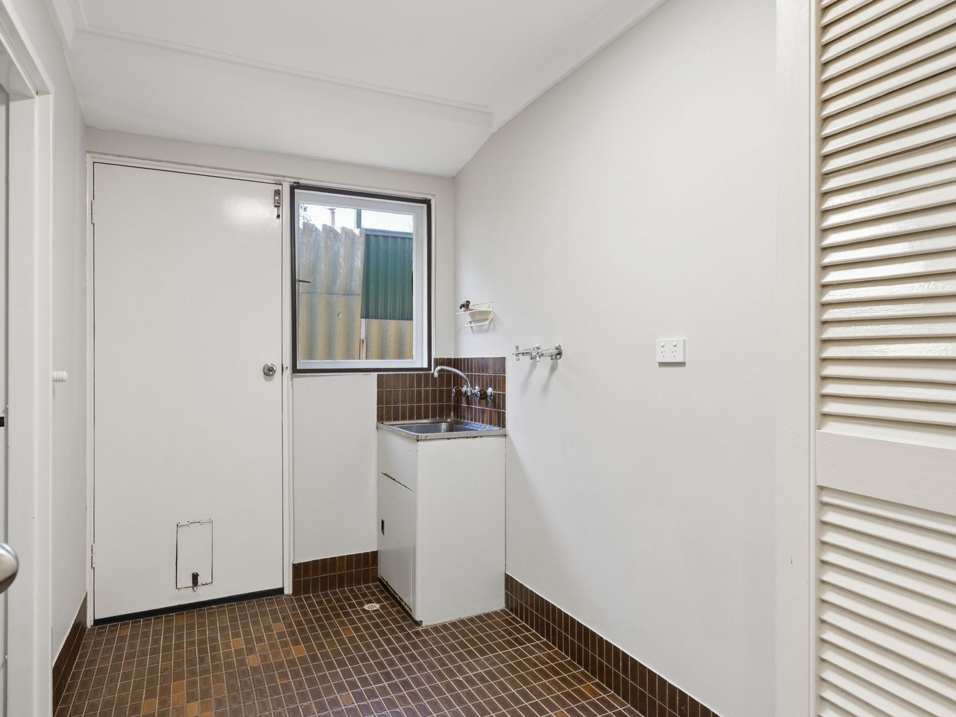 144 Warwick Road, Duncraig