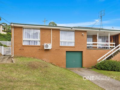 1 / 2 Willandra Place, Koonawarra