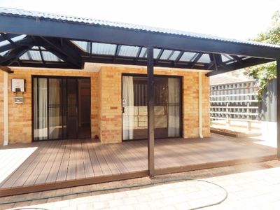 Unit 3 / 6 Rylston Street, Scarborough