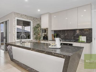 139 Sunhaven Boulevard, Burdell