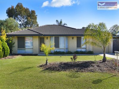 5 Simmental Vale, Stratton