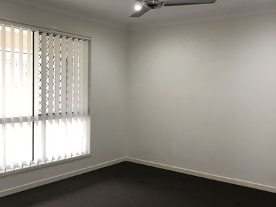 24 Goldenwood Crescent, Fernvale
