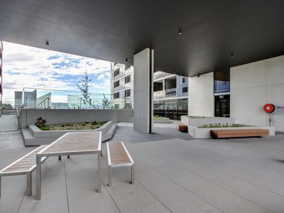 1214 / 15 Bowes Street, Phillip