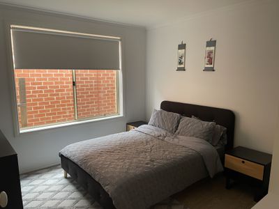 1 / 8 Gibson Court, Altona Meadows