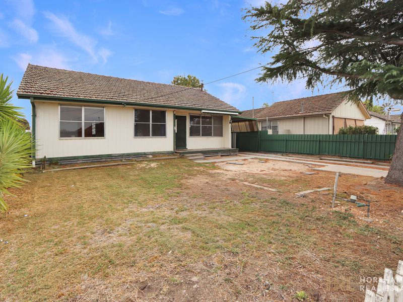 21 Hennessy Street, Horsham