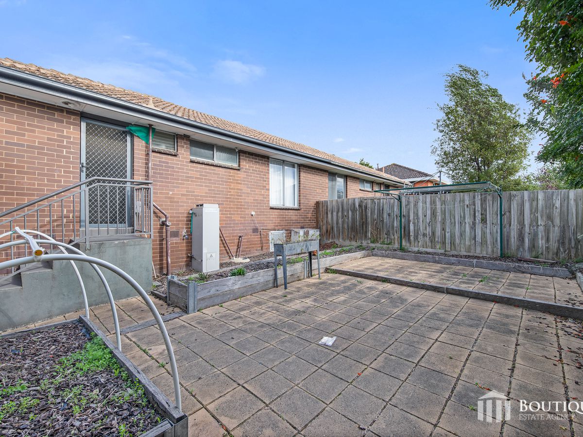 2 / 137 Carlton Road, Dandenong North