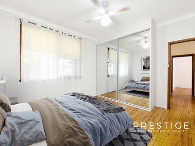 1 / 53 Connemarra Street, Bexley